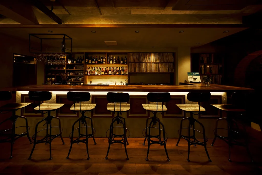 Bar ブリックタイル内装