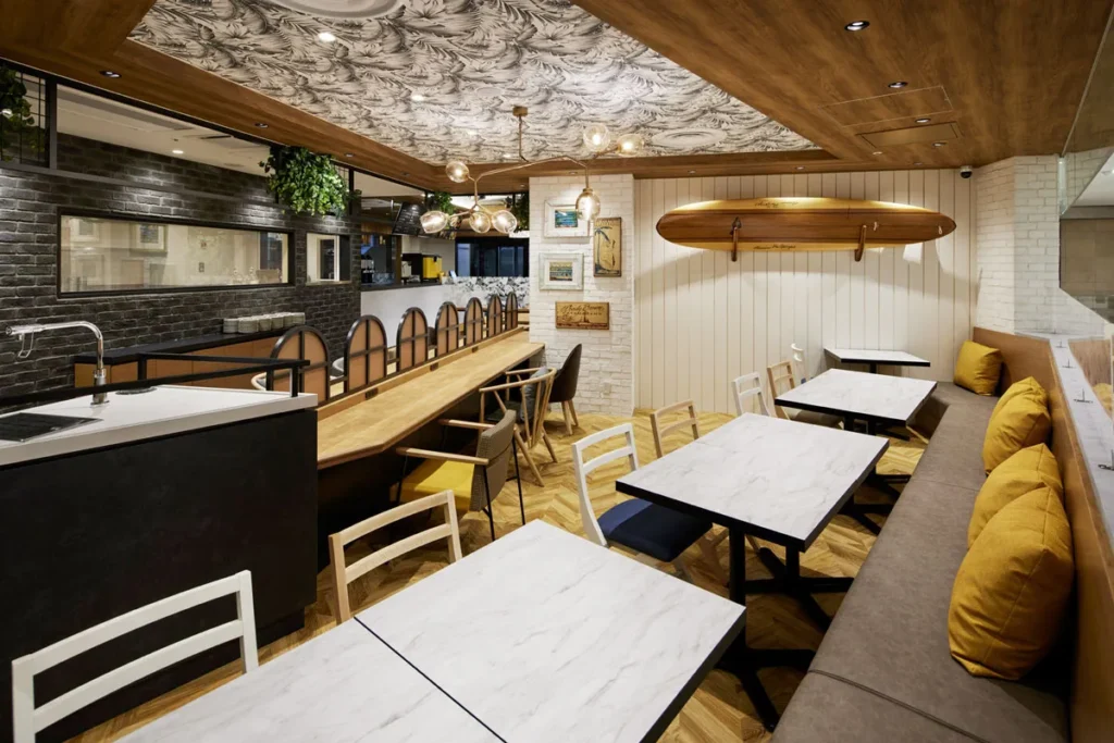 ブリックタイルCAN’BRICK「クロブリ(BK-3)」「シロブリ(WH-3)」Eggs'n Things Coffee 新浦安店