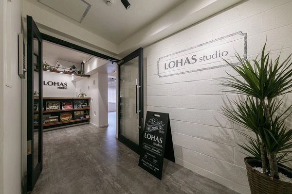 コンクリートブロックの積み方：日本のイモ積みと欧米の馬積み