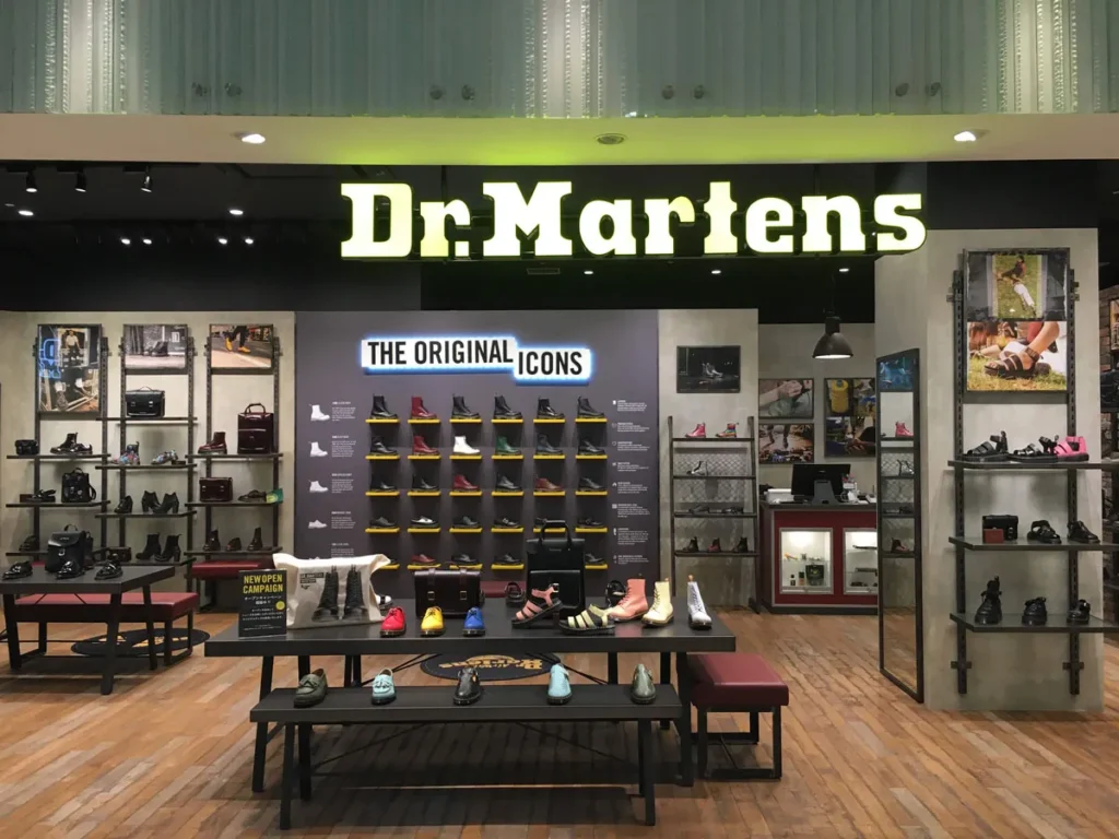 店舗内装 レンガ・ブリックタイル 施工事例